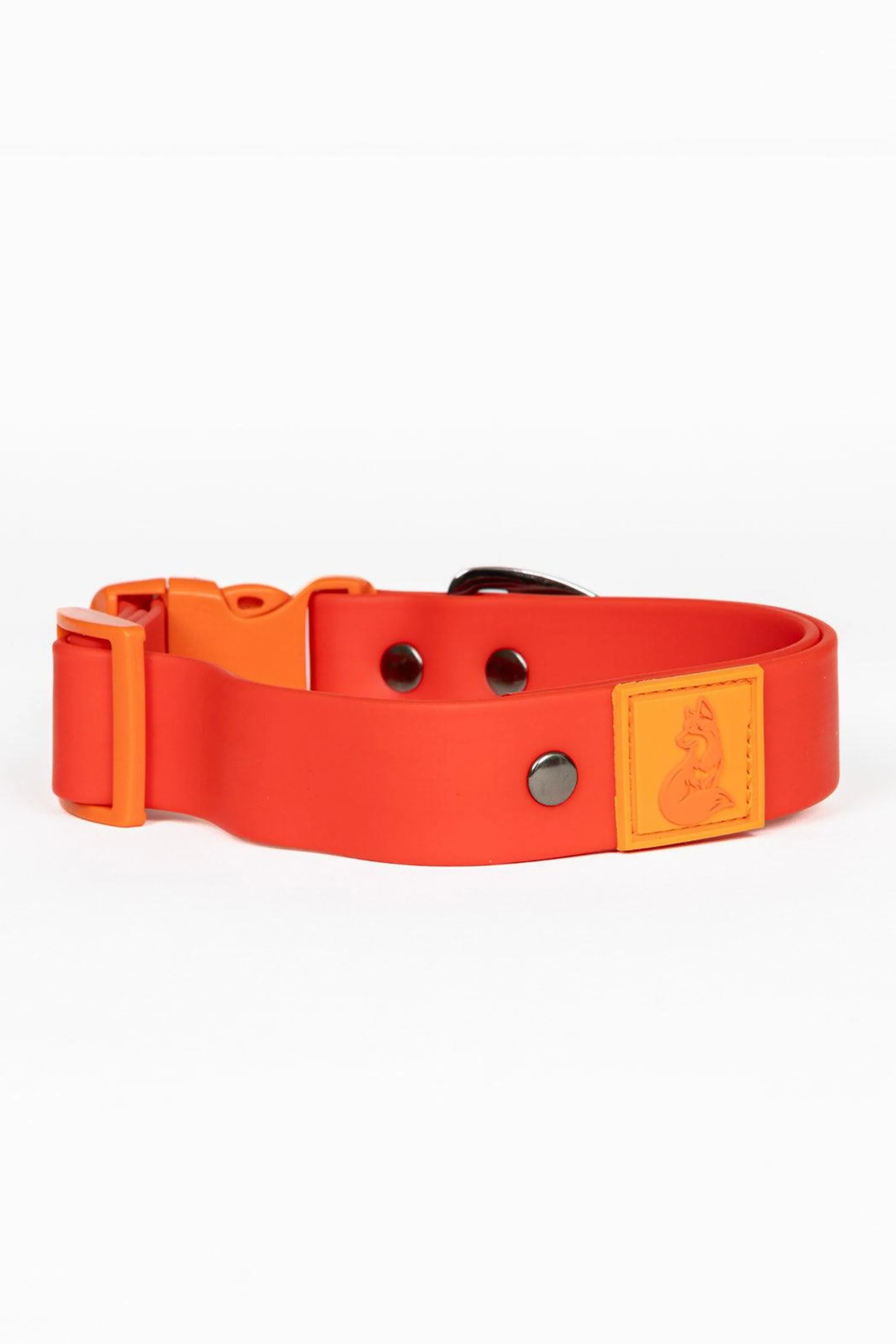 Adventure-Ready Waterproof Dog Collar – Scarlet Red