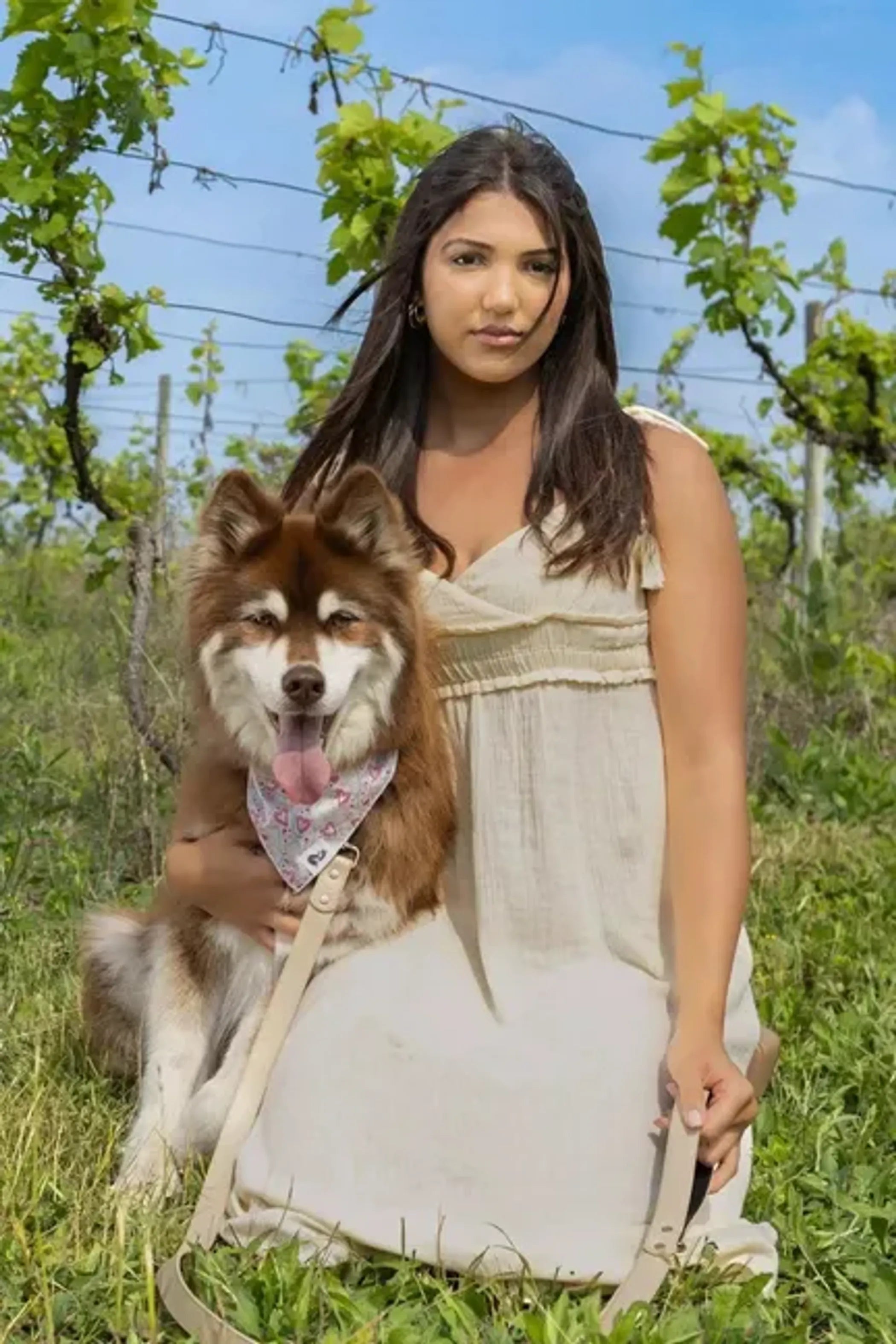 Champagne Fizz Vegan Leather Dog Leash – Chic & Cruelty-Free with Gold Hardware